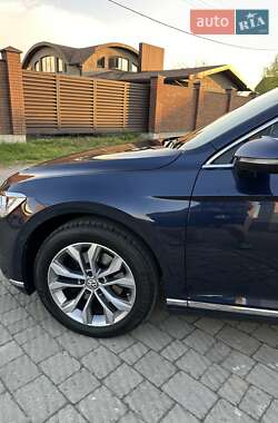 Универсал Volkswagen Passat 2017 в 
