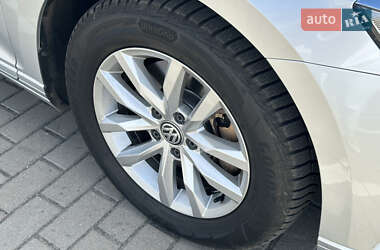 Універсал Volkswagen Passat 2018 в 