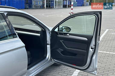Універсал Volkswagen Passat 2018 в 