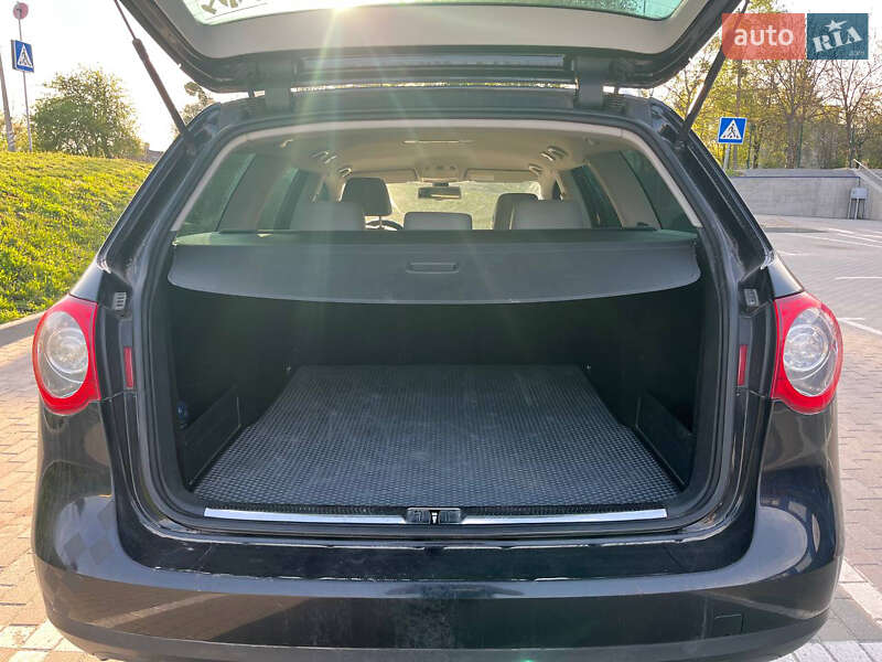 Универсал Volkswagen Passat 2008 в Шепетовке