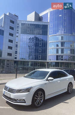 Седан Volkswagen Passat 2016 в 
