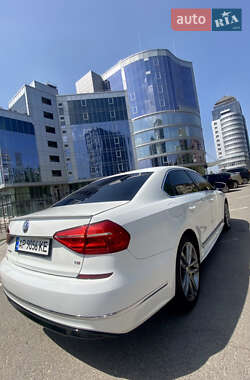Седан Volkswagen Passat 2016 в 
