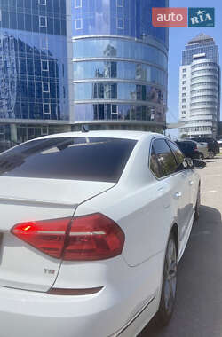 Седан Volkswagen Passat 2016 в 