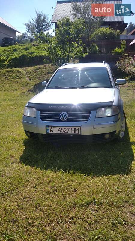 Универсал Volkswagen Passat 2001 в Рахове