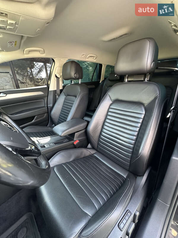 Универсал Volkswagen Passat 2018 в Львове