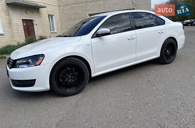Седан Volkswagen Passat 2014 в Хмельницком