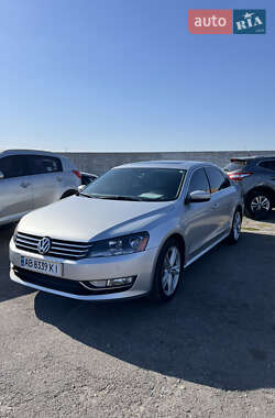 Седан Volkswagen Passat 2014 в 