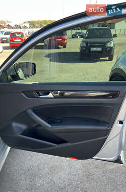 Седан Volkswagen Passat 2014 в 