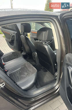 Седан Volkswagen Passat 2012 в 
