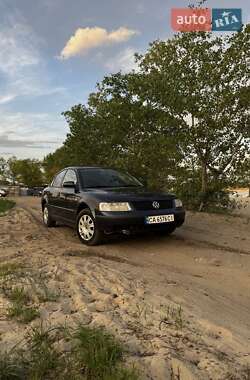 Седан Volkswagen Passat 1996 в 