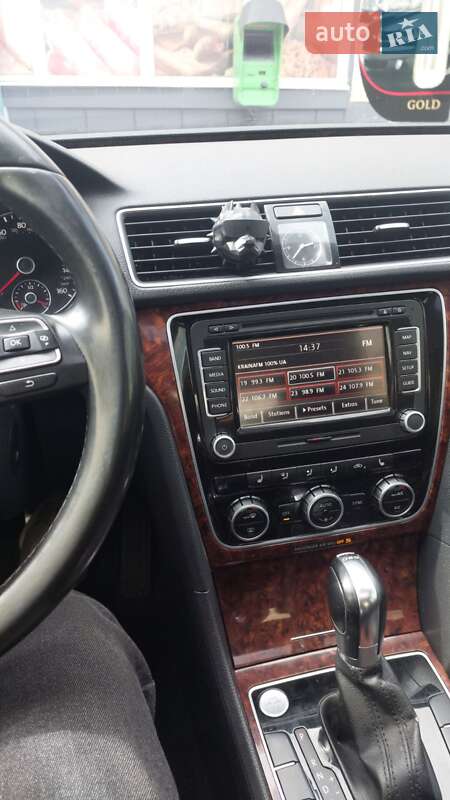 Седан Volkswagen Passat 2012 в Кропивницькому