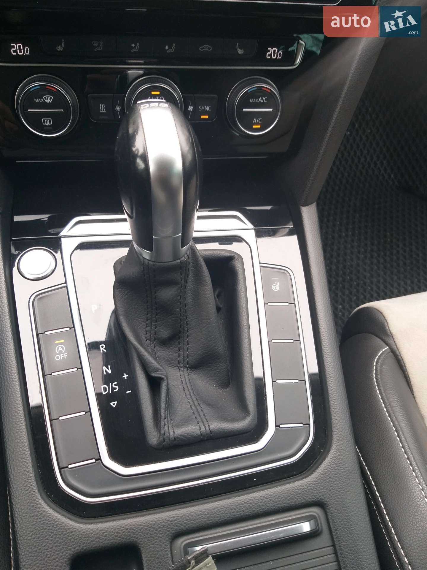 2019 Volkswagen Passat - мініатюра 14