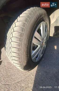 Хетчбек Volkswagen Passat 1987 в 