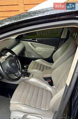 Универсал Volkswagen Passat 2009 в 