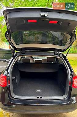 Универсал Volkswagen Passat 2009 в 