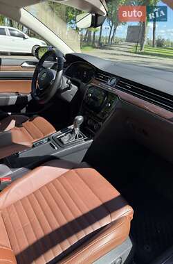 Седан Volkswagen Passat 2019 в 