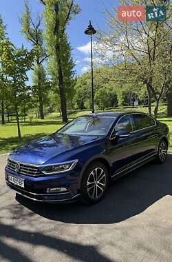 Седан Volkswagen Passat 2019 в 