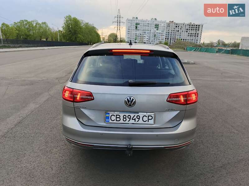 Універсал Volkswagen Passat 2015 в Чернігові