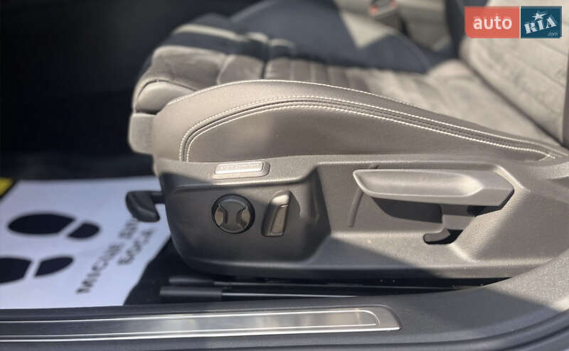 Седан Volkswagen Passat 2019 в Сваляве