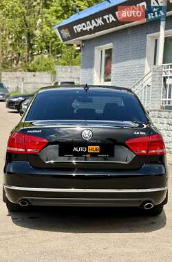 Седан Volkswagen Passat 2012 в 