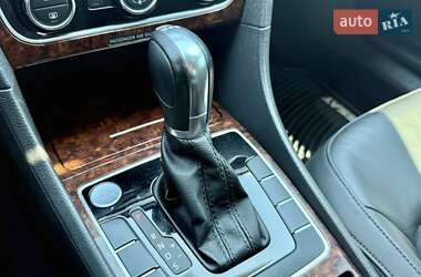 Седан Volkswagen Passat 2012 в 