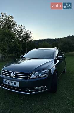 Универсал Volkswagen Passat 2012 в 