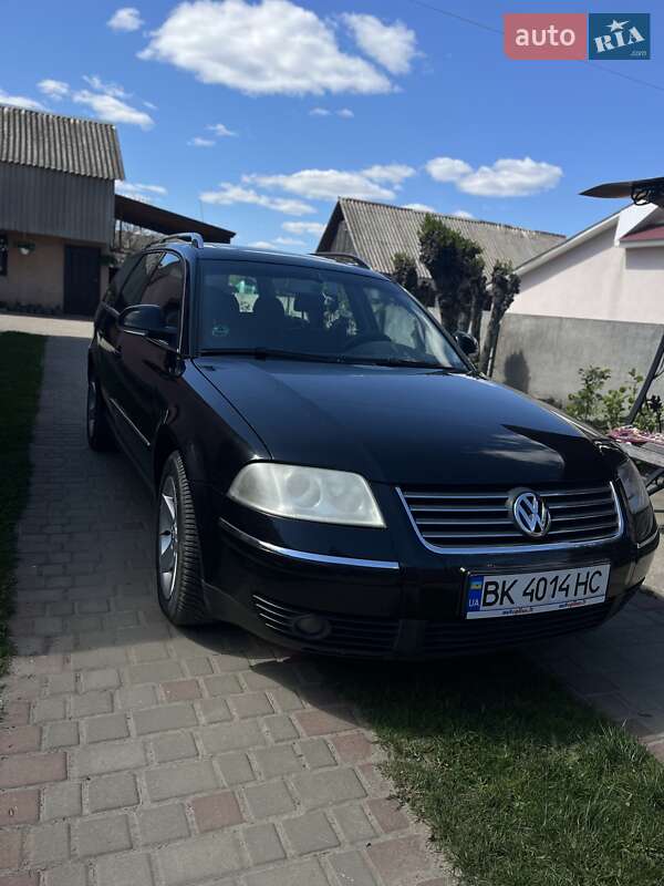 Универсал Volkswagen Passat 2004 в 