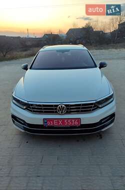 Универсал Volkswagen Passat 2017 в Черновцах