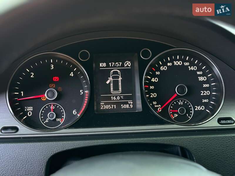 Універсал Volkswagen Passat 2011 в Вінниці