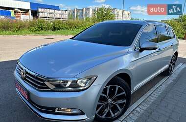 Універсал Volkswagen Passat 2018 в Дрогобичі