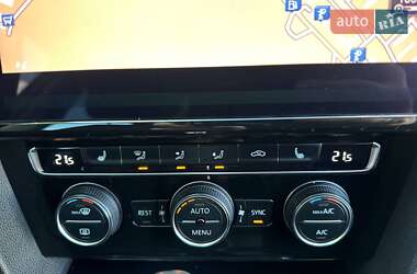 Универсал Volkswagen Passat 2018 в 