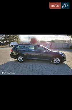 Універсал Volkswagen Passat 2017 в Чернівцях