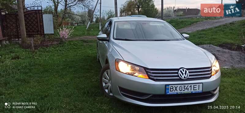 Седан Volkswagen Passat 2011 в Любаре