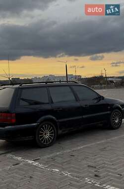 Универсал Volkswagen Passat 1995 в 