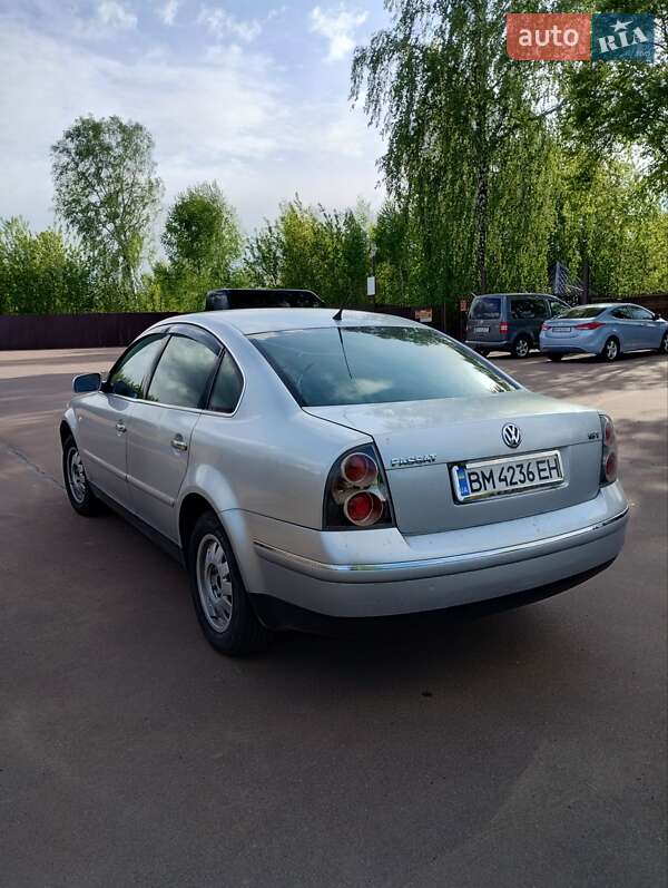 Седан Volkswagen Passat 2002 в Сумах