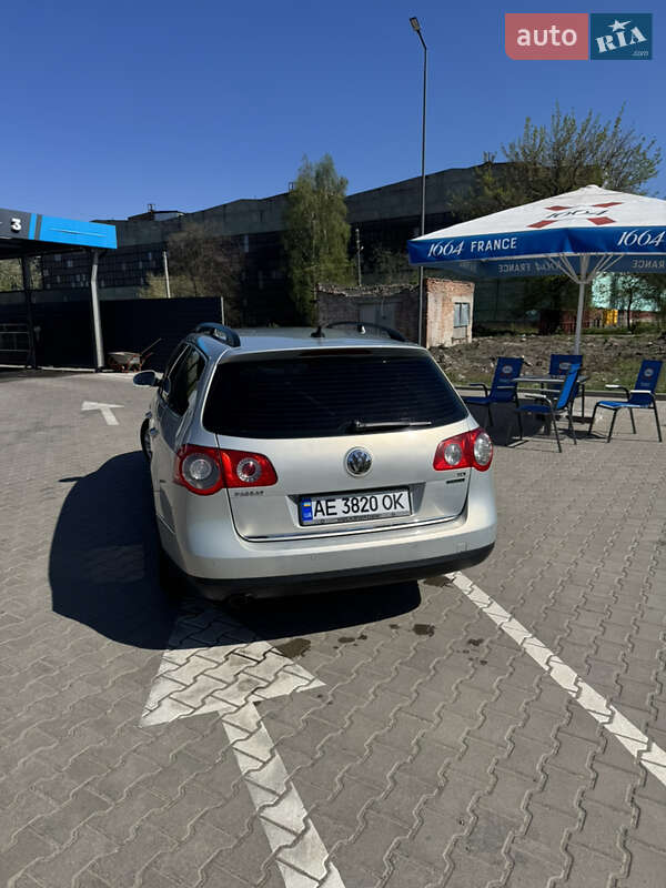 Универсал Volkswagen Passat 2010 в Житомире