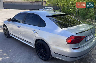 Седан Volkswagen Passat 2016 в 