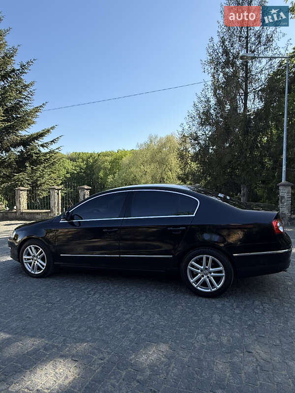 Седан Volkswagen Passat 2008 в Чернівцях