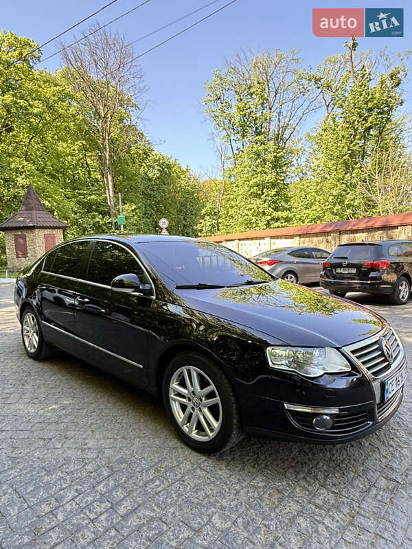 Седан Volkswagen Passat 2008 в Чернівцях