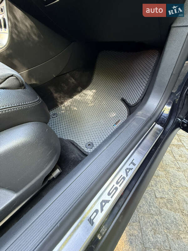 Седан Volkswagen Passat 2008 в Чернівцях