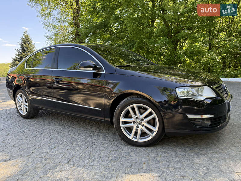 Седан Volkswagen Passat 2008 в Чернівцях