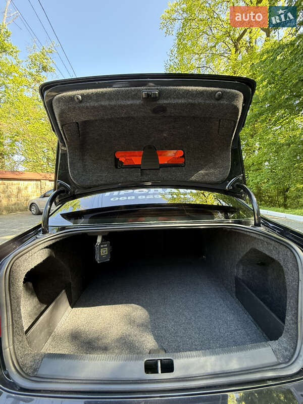 Седан Volkswagen Passat 2008 в Чернівцях