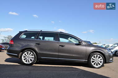 Универсал Volkswagen Passat 2011 в Киеве