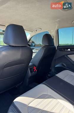 Седан Volkswagen Passat 2015 в 
