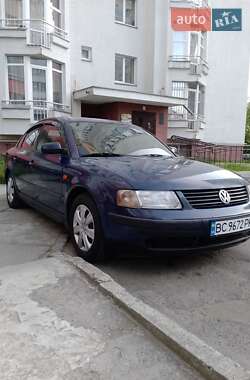 Седан Volkswagen Passat 1997 в 