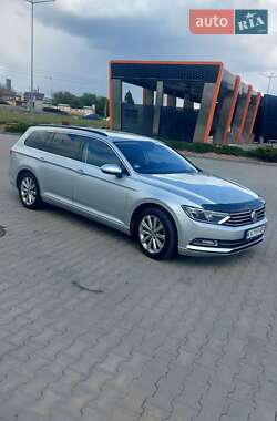 Универсал Volkswagen Passat 2016 в Харькове