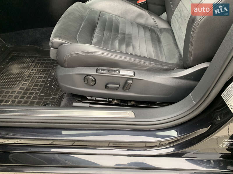 Седан Volkswagen Passat 2017 в Хмельницькому