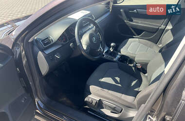 Універсал Volkswagen Passat 2010 в 