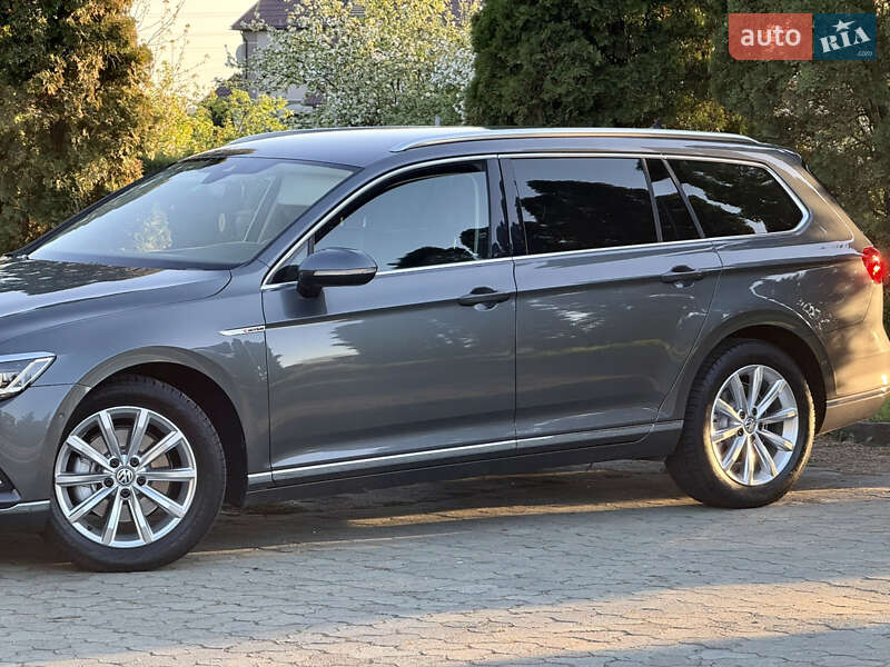Универсал Volkswagen Passat 2015 в Дубно