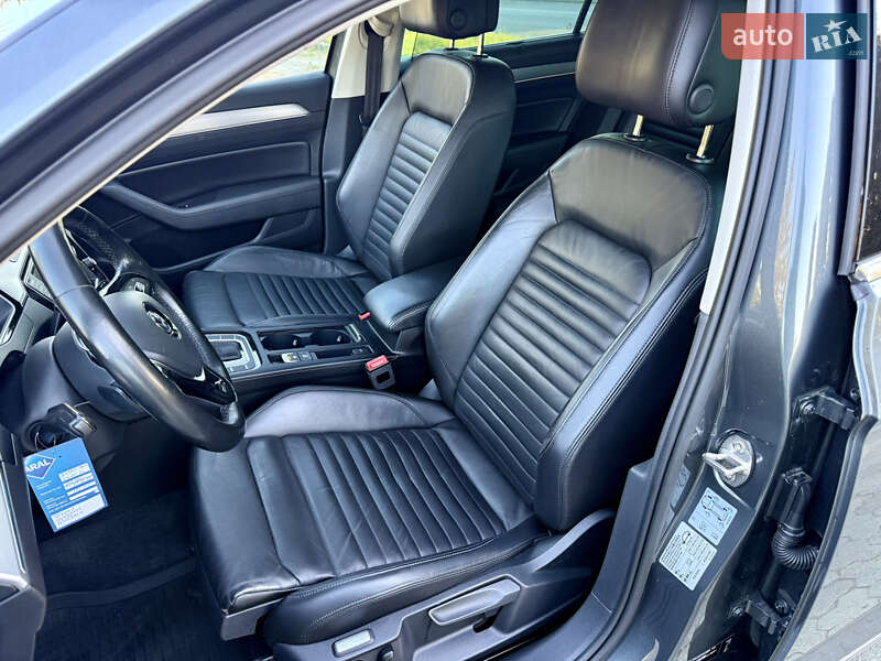 Универсал Volkswagen Passat 2015 в Дубно